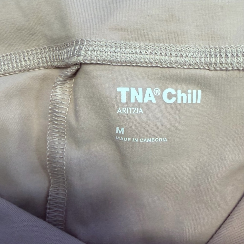 Aritzia Butter Cheeky High Rise TNA Beige Leggings SZ M